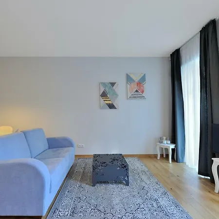 Cosy 1bd In Old Town By Domvia Appartamento