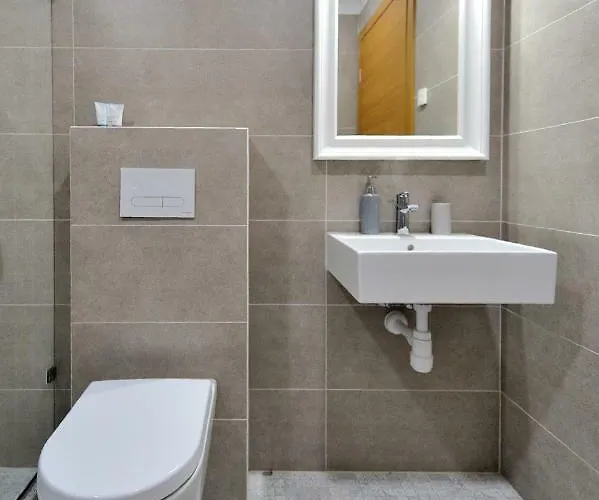 Cosy 1bd In Old Town By Domvia 아파트 카우나스